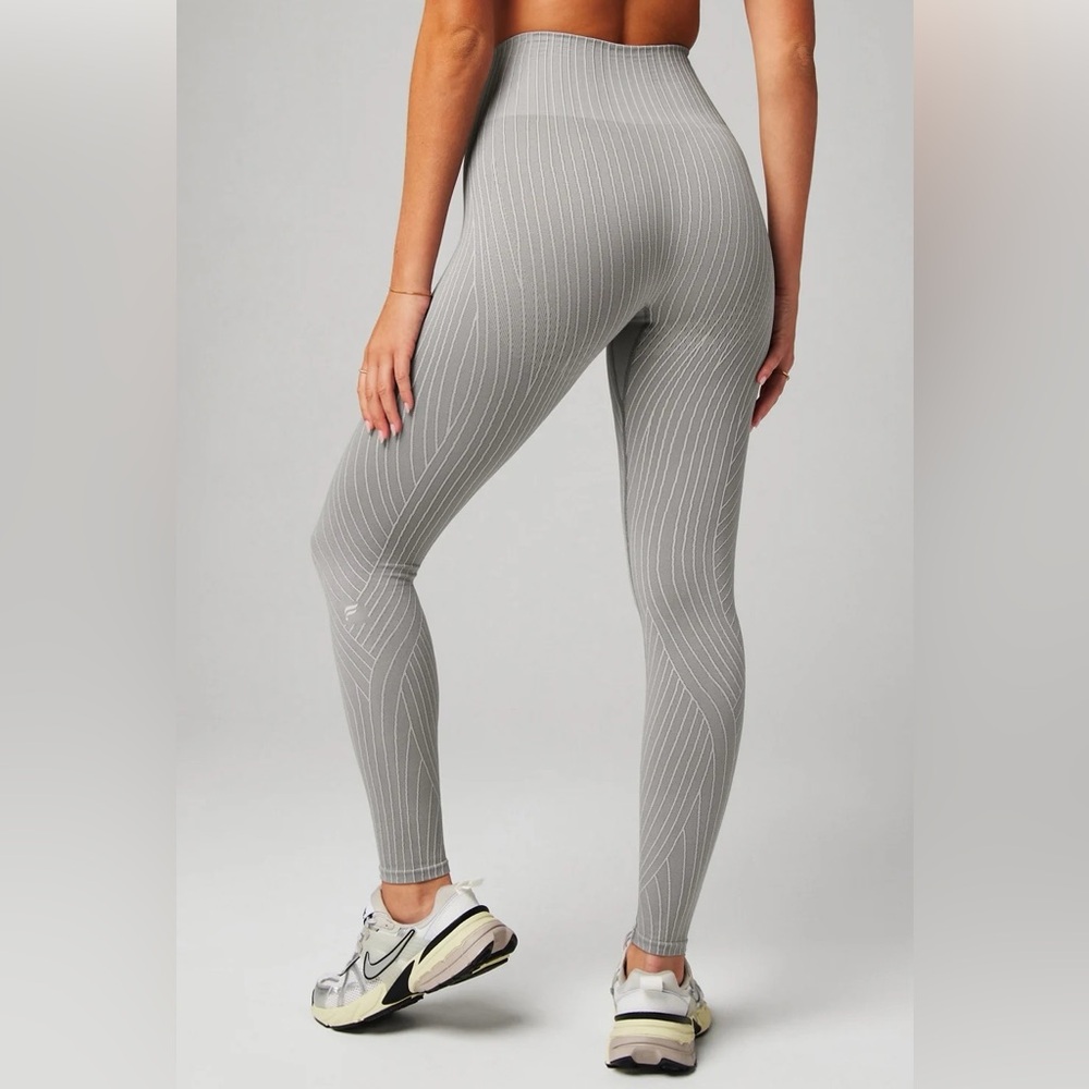 Fabletics Seamless High-Waisted Linework Legging - image 1
